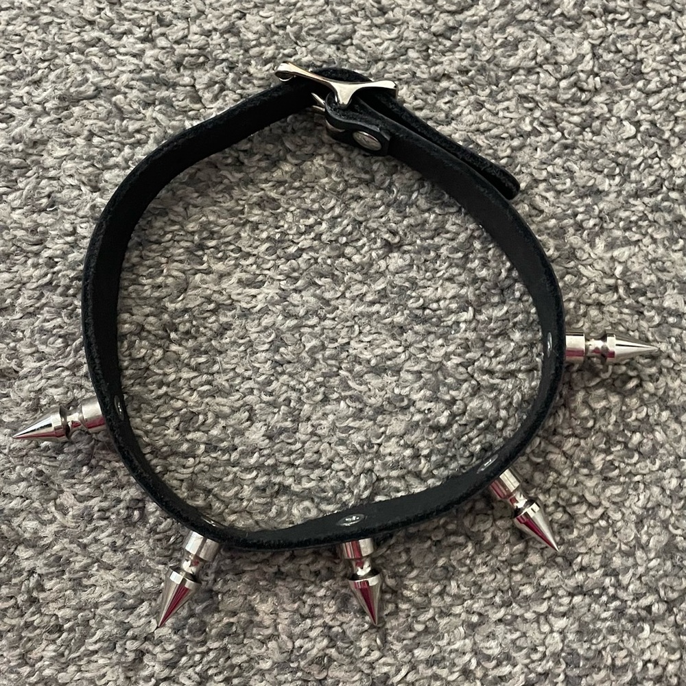 Adjustable Studded Genuine Leather Choker